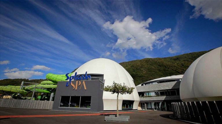 Splash & Spa — Tamaro